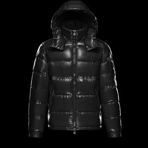 Moncler size 3 (M)